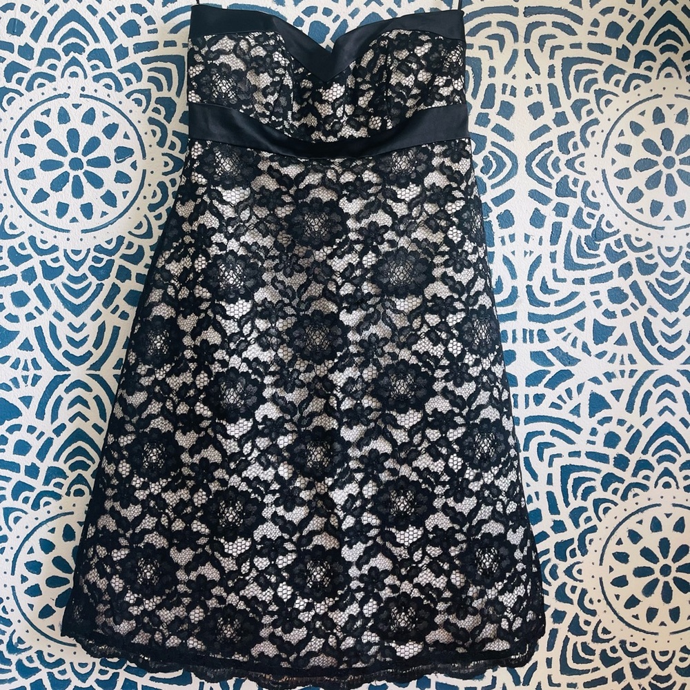 White House Black Market Black and White Spaghetti Strap Babydoll Dress